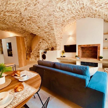 La Terra Nostra - Townhouse - Swimming Pool Villa Nîmes Kültér fotó